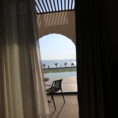Pietra Sol & Mar Seafront * Vlorë