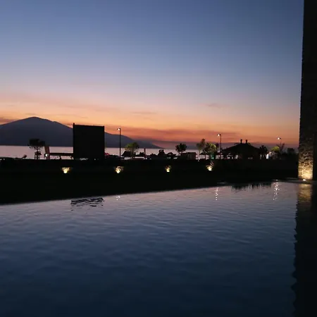 Appartement Pietra Sol & Mar Seafront *